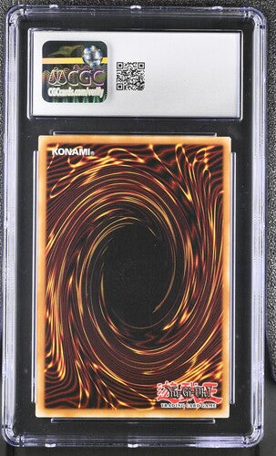 Blue-Eyes White Dragon DPBC-EN016 2015 Duelist Pack: Battle City Ultra Rare 1st Edition CGC 8 POP 1